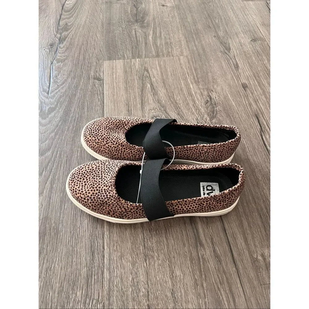 DV by Dolce Vita Dress Shoes with Leopard Print size